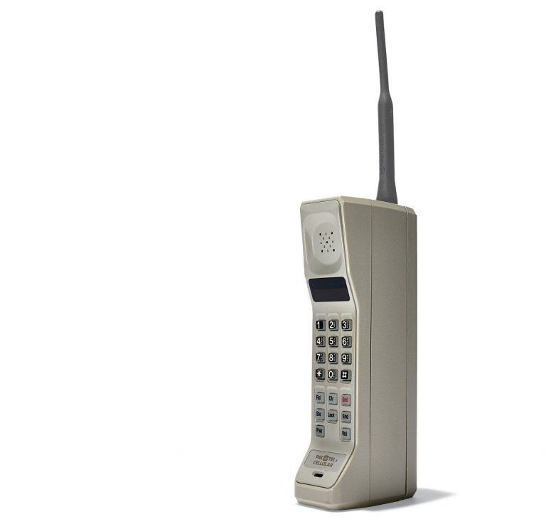 DynaTAC 8000X motorola